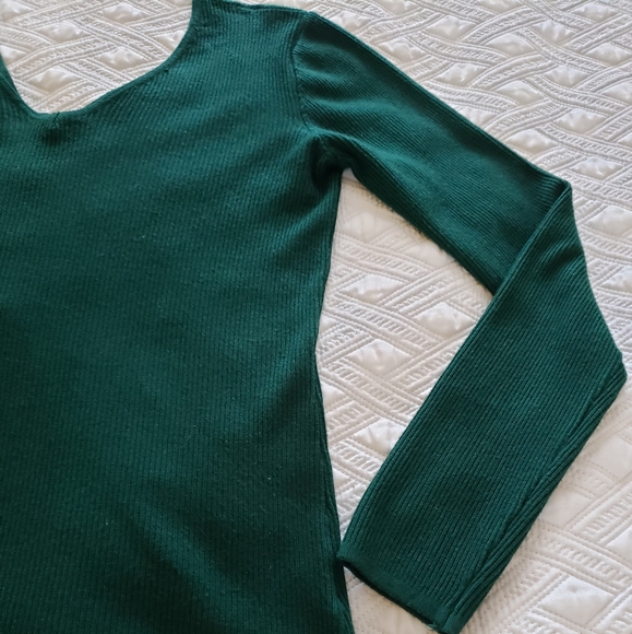 Blouses - Picture 2 of 5